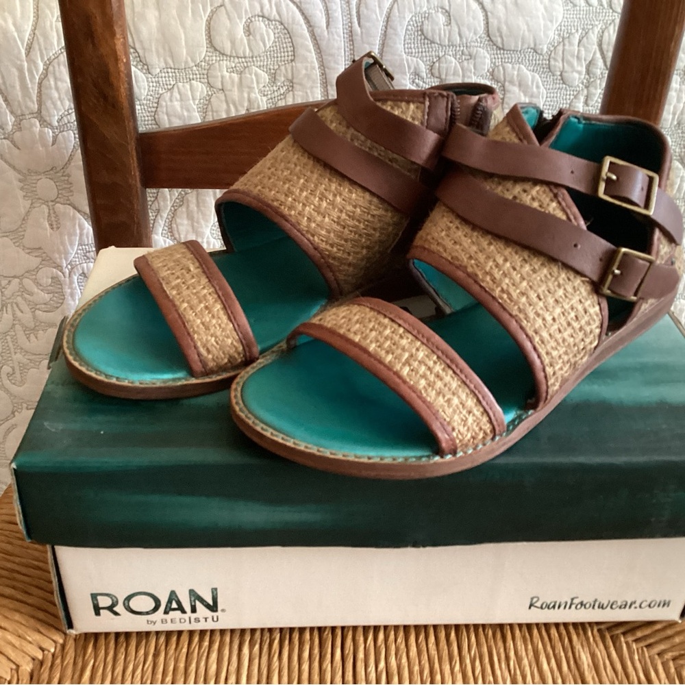 BED STU Roan Harlow Sandals in Almond Sz 7
